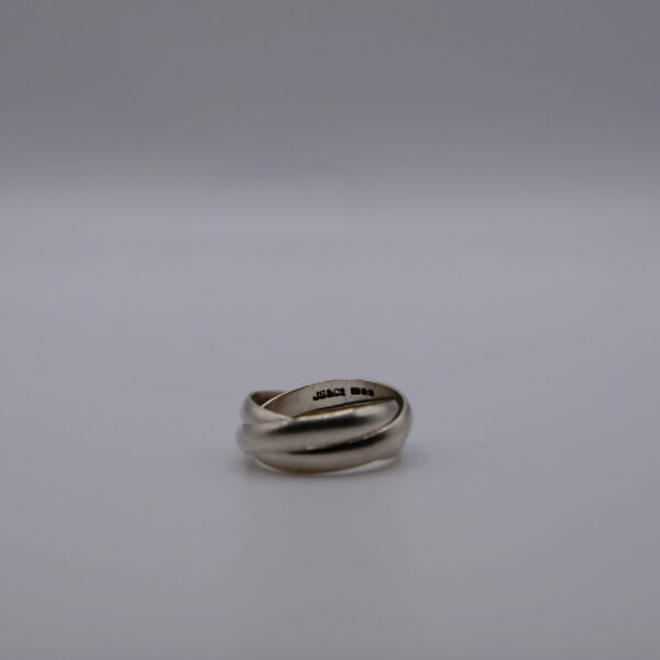 Thick Three Band Interlocking Ring