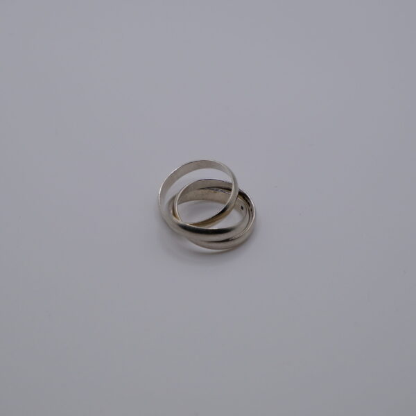 Thick Three Band Interlocking Ring