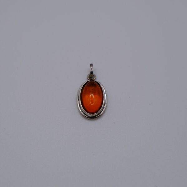 Vintage Oval Amber Pendant