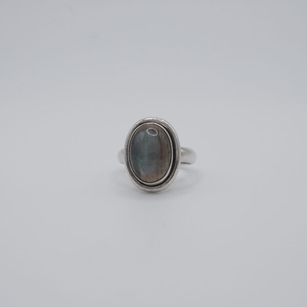 Oval Cabachon Ring