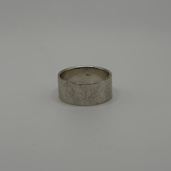 Wide Band Ring